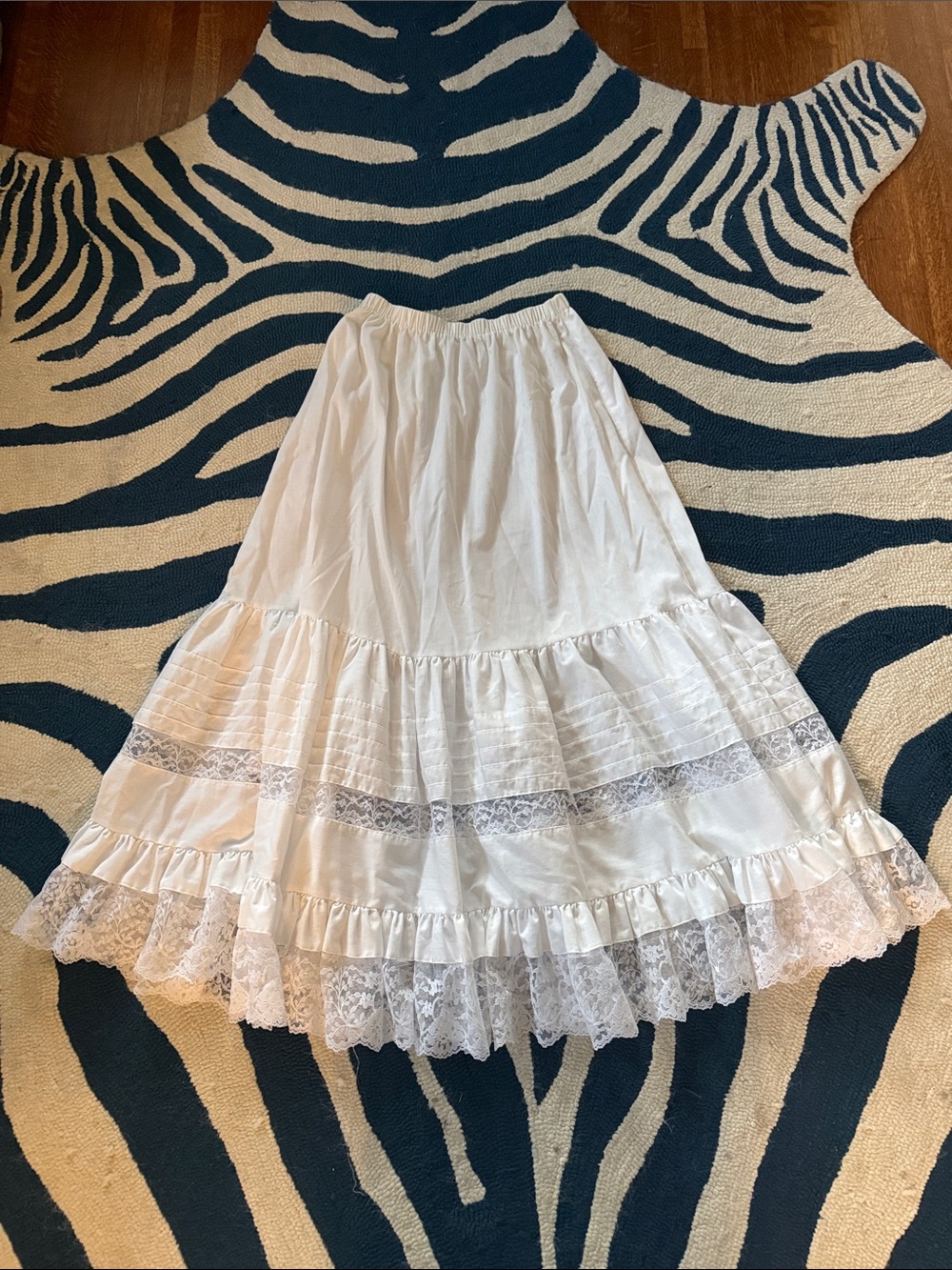 Vintage Avon White Prairie Skirt